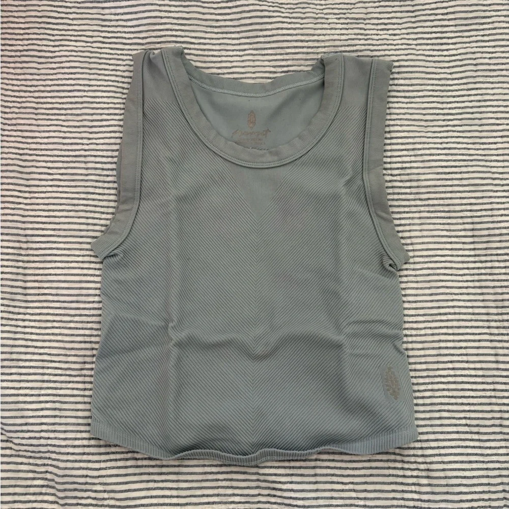 Gray/blue Sleeveless Ribbed Crop Top - Picture 2 of 4